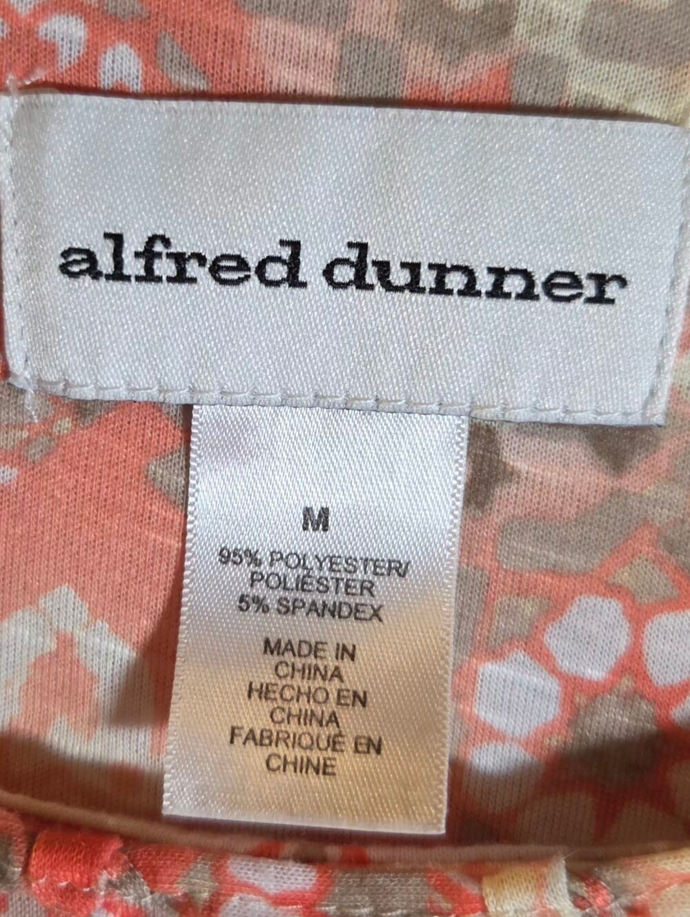 Alfred Dunner Geometric Floral Embroidered Neck Tunic Top Medium - Picture 13 of 13